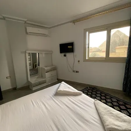 Pyramids View, Apartment